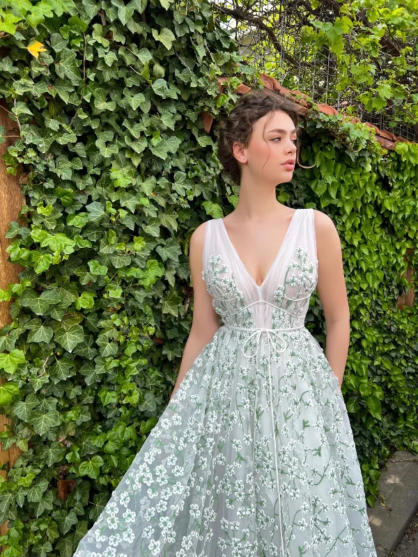 The Best Deals Won’t Wait!Spring Camellia Dream Gown